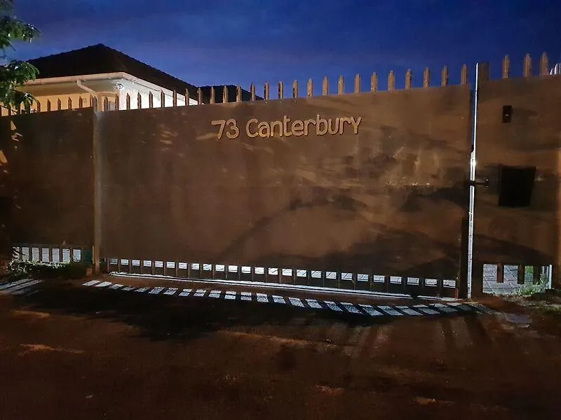 Canterbury Lodge Bellville 0*,  South Africa